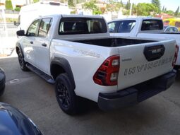 TOYOYA HILUX DOBLE CABINA 2.8D4D lleno