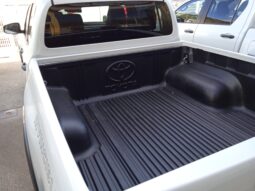 TOYOYA HILUX DOBLE CABINA 2.8D4D lleno